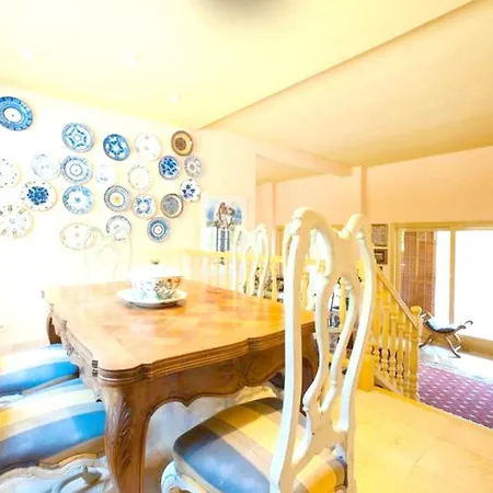 Holiday Carrer Tauet 别墅