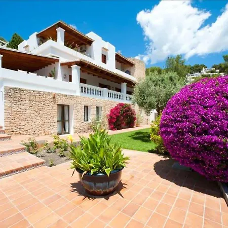 Villa Holiday Carrer Tauet Can Furnet